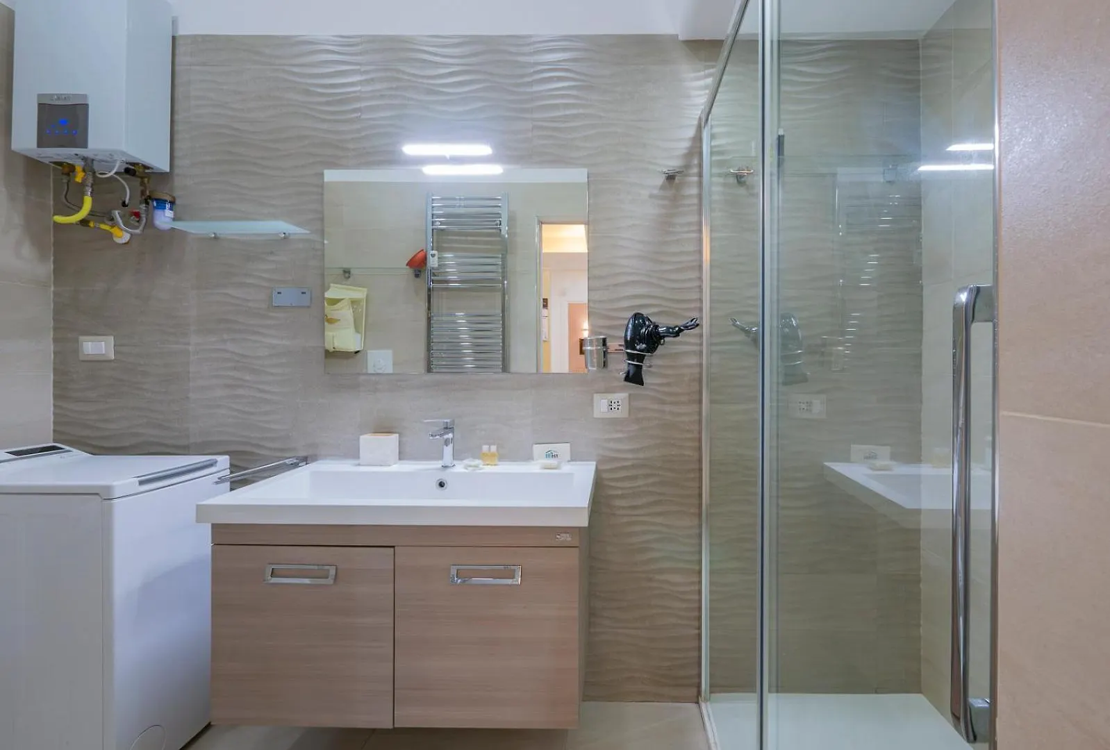 I Host Apartment - Della Torre 9 Milan