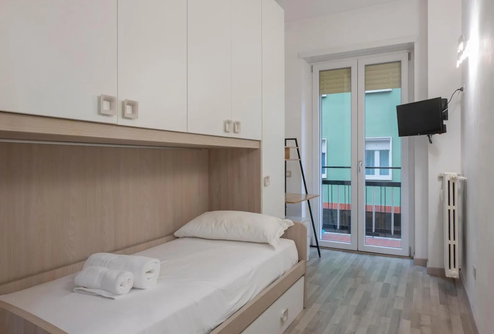 I Host Apartment - Della Torre 9 Milan
