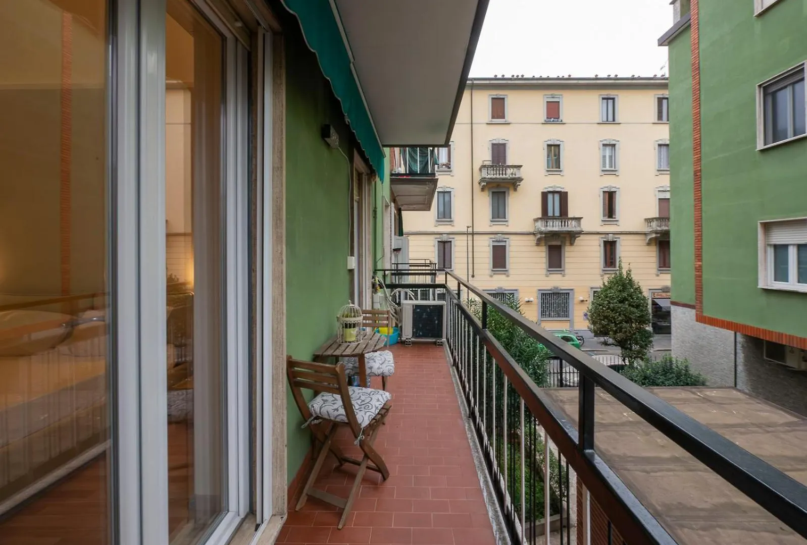I Host Apartment - Della Torre 9 Milan 0*,  Italy